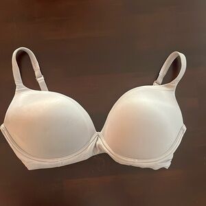 VS Body by Victoria Wireless 36DD